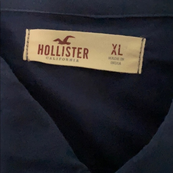 Button down - Picture 2 of 2